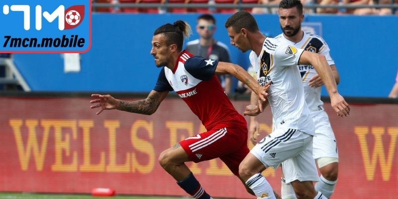 Hiệp một khó khăn của Los Angeles FC trước Dallas