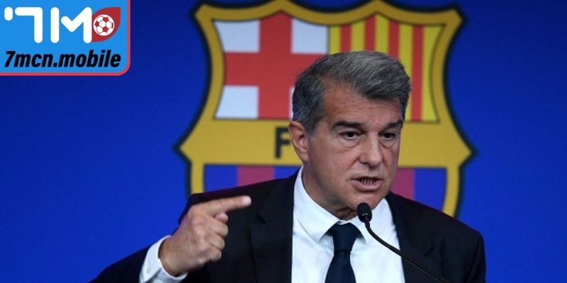 Laporta bất ngờ dừng thương vụ vào phút chót